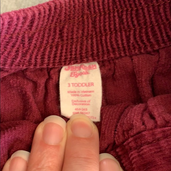 Burgundy corduroy skirt toddler - Picture 3 of 3